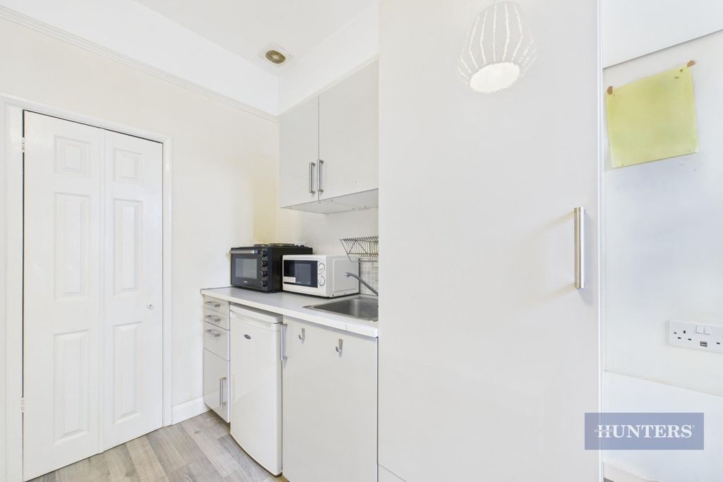 Property photo 2 of 7 Cam05152G0-Pr0229-Still003.Jpg