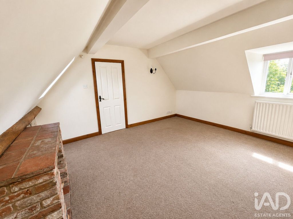 Property photo 3 of 23