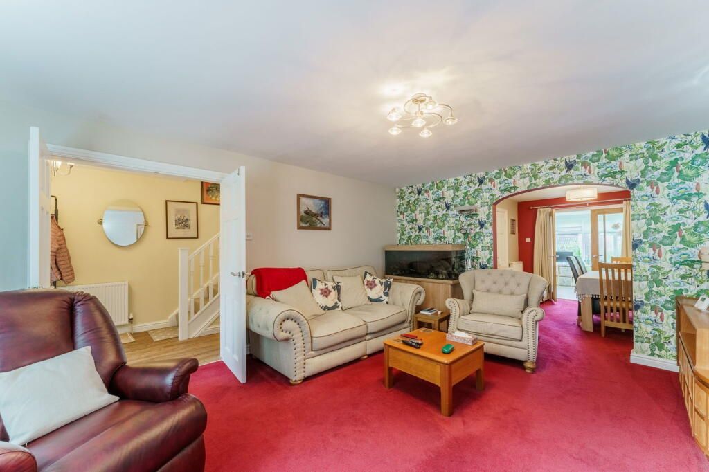 Property photo 2 of 23