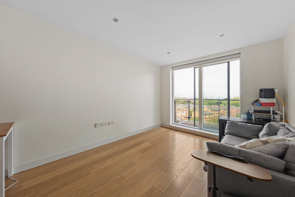Property photo 3 of 10 094A2645