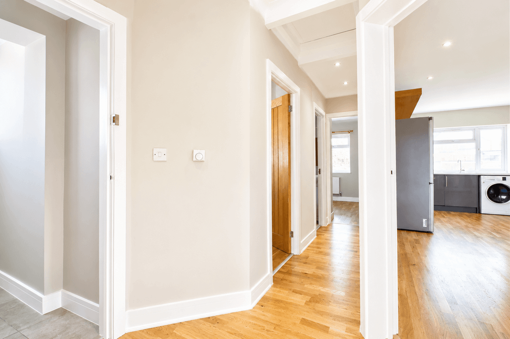 Property photo 3 of 14 Gallery