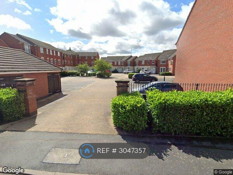 Property photo 3 of 12