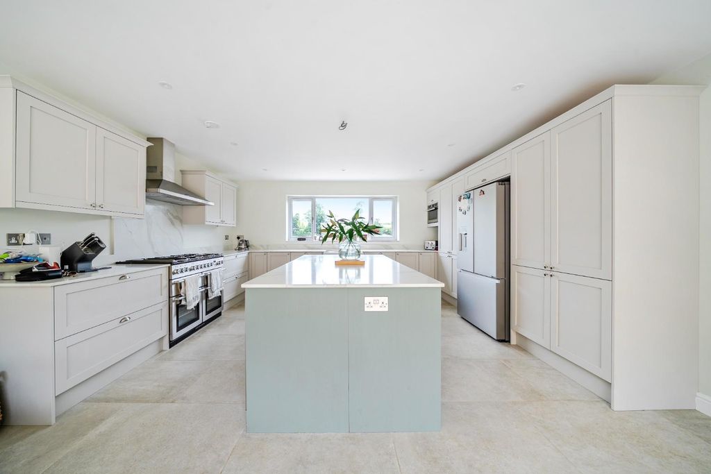 Property photo 2 of 21 1340954-6-68A314A6Afa92.Jpg