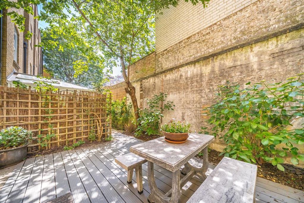 Property photo 3 of 7