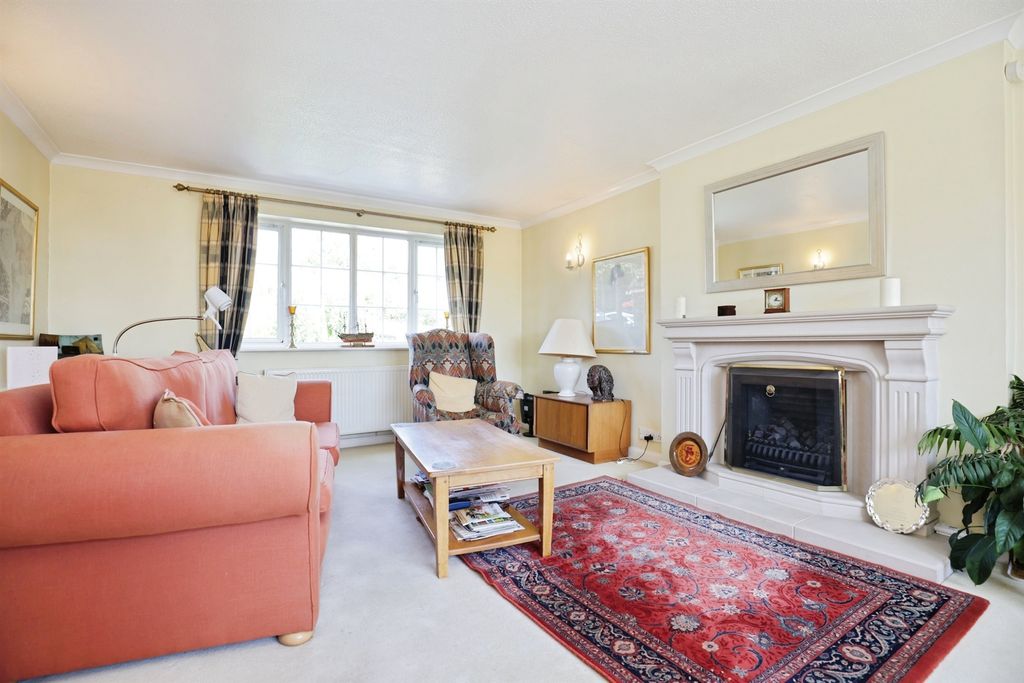 Property photo 2 of 17