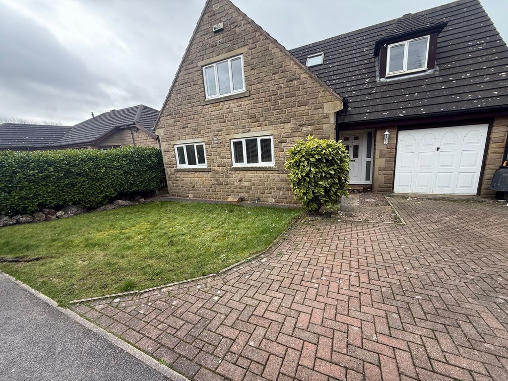 Property photo 1 of 13 Bedroom 1