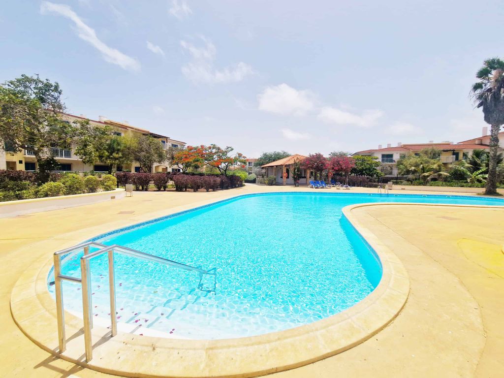 Property photo 1 of 10 Communal Pool  - Ground Floor 2 Bed Key Ready Apartment Coprosma, Vila Verde