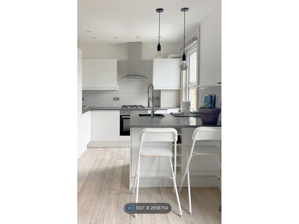 Property photo 2 of 15 Kitchen