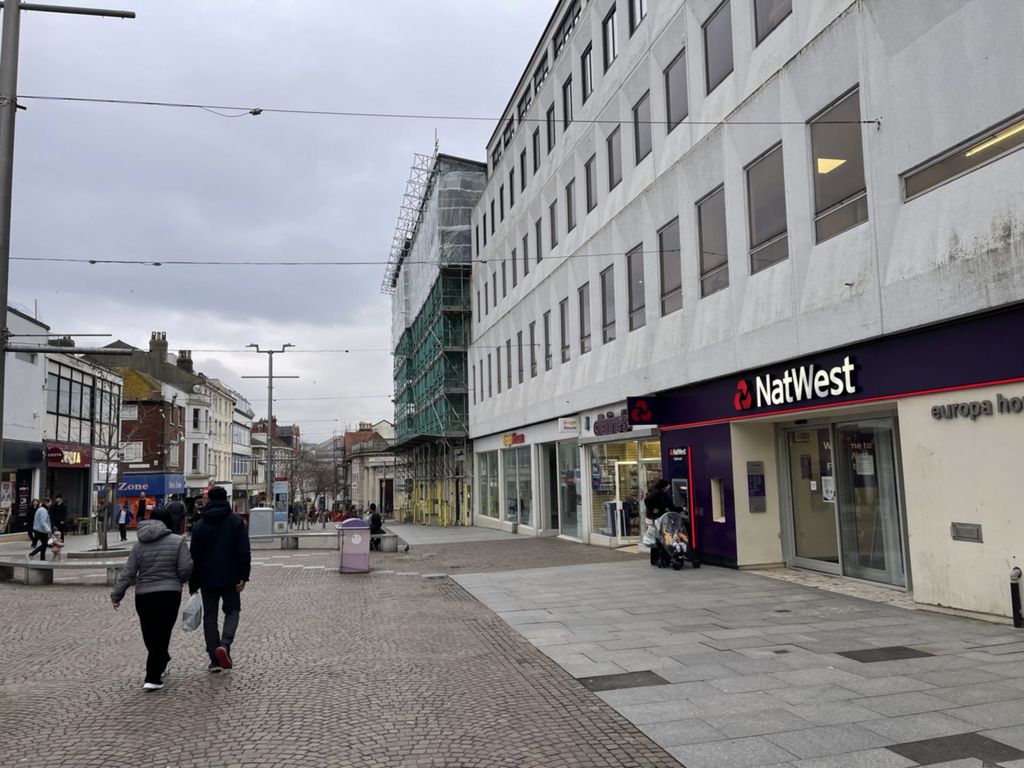 Property photo 2 of 7 Photo 1