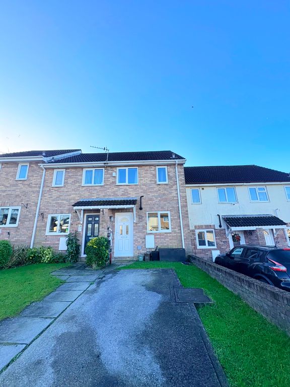 Property photo 2 of 19