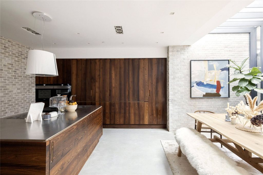 Property photo 3 of 24 Picture No. 03