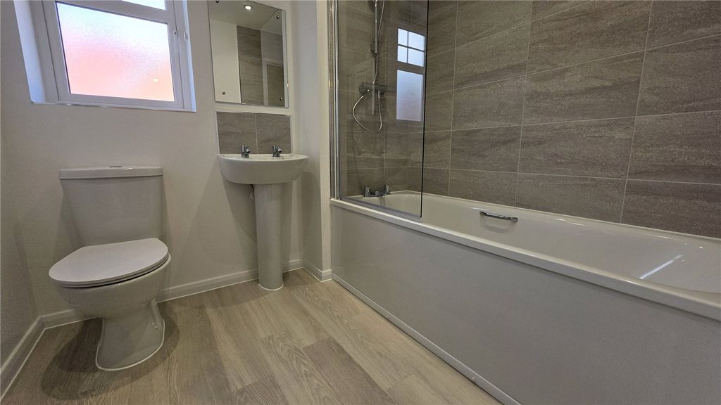 Property photo 3 of 9 Picture No. 05