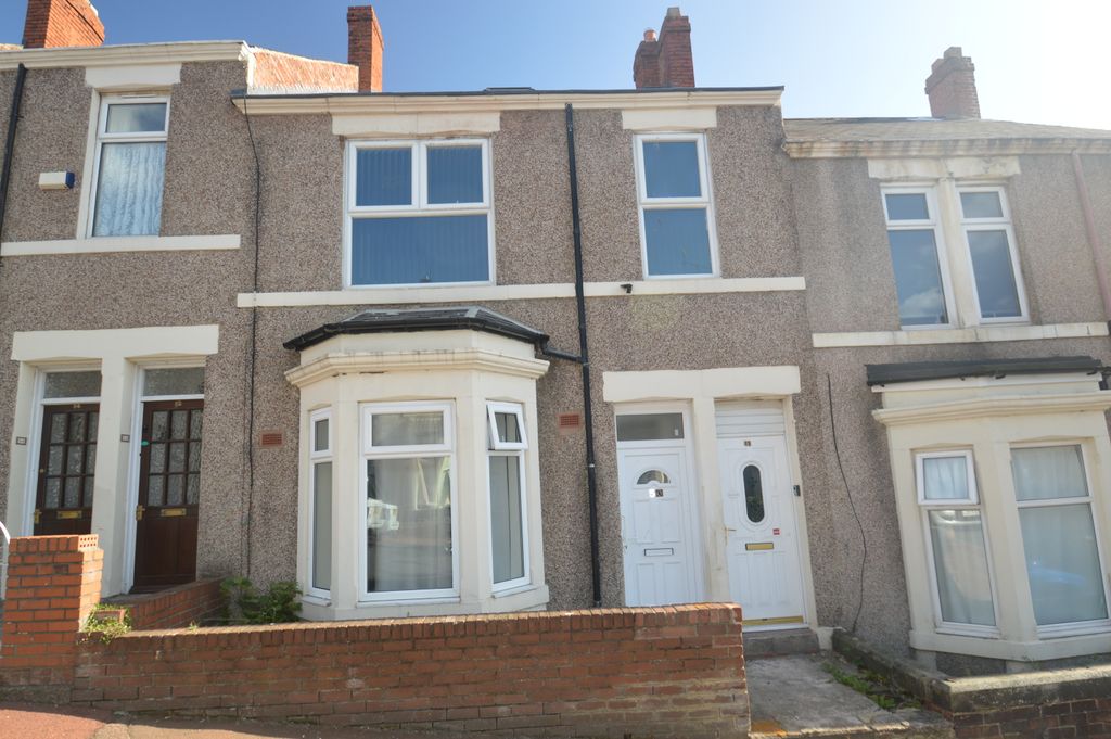 Property photo 1 of 3