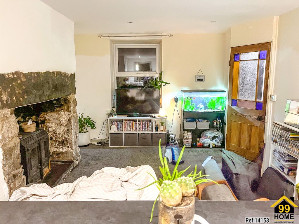 Property photo 3 of 14 Photo 2