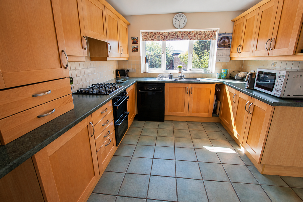 Property photo 3 of 22