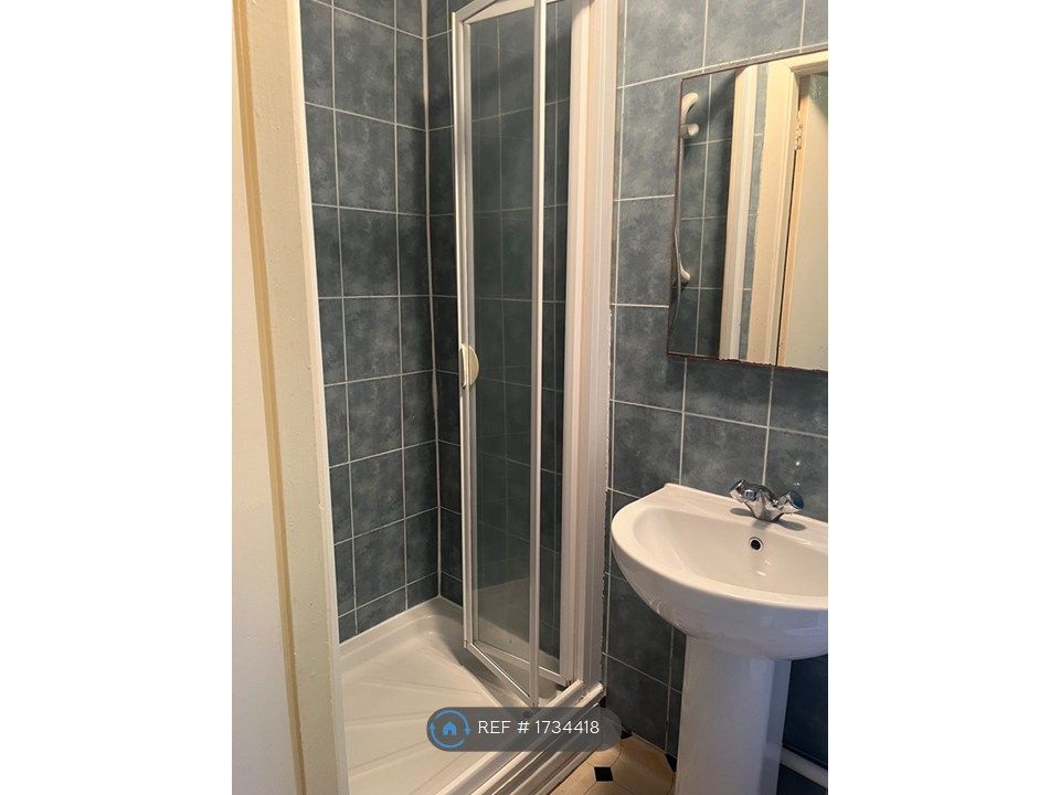 Property photo 2 of 3