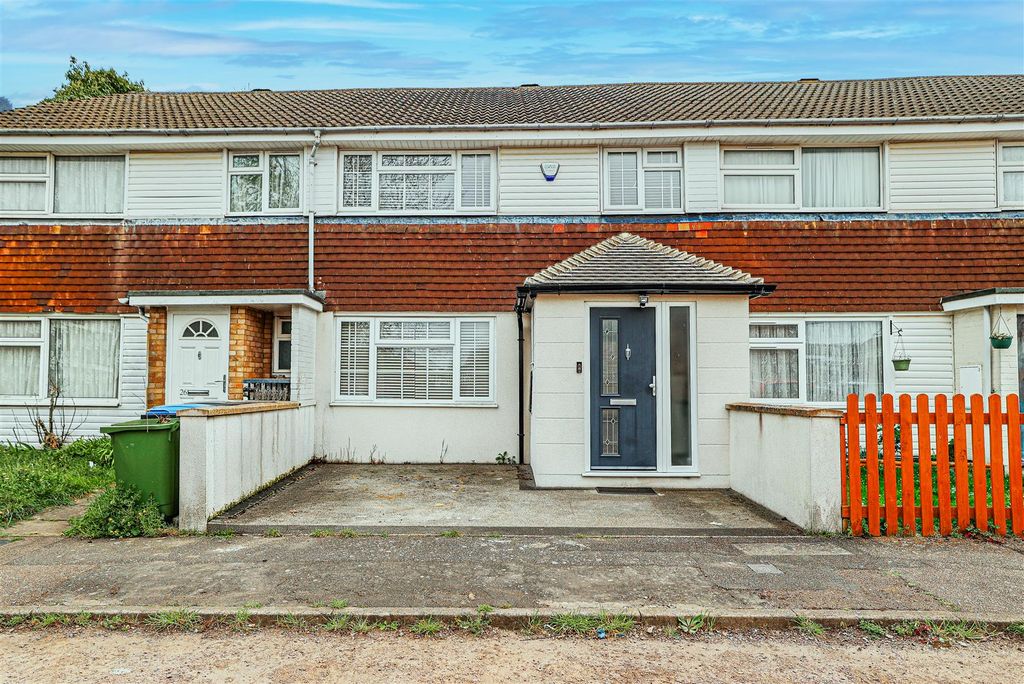 Property photo 1 of 26 980A9932-1.Png