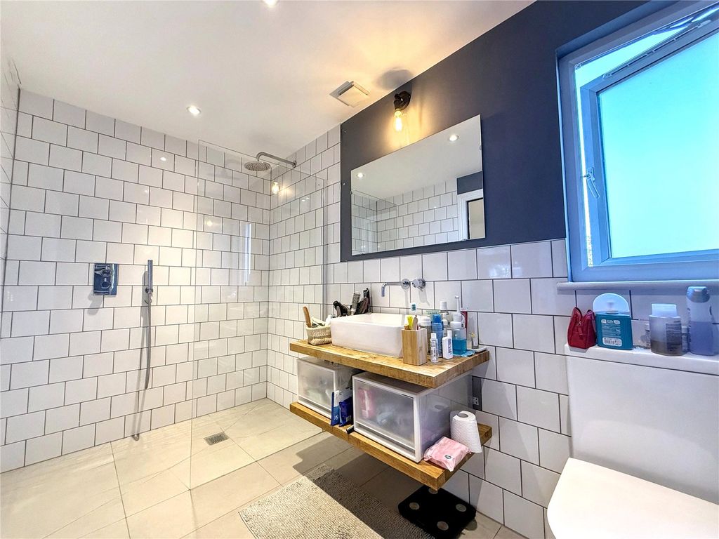 Property photo 3 of 10 Picture No. 01