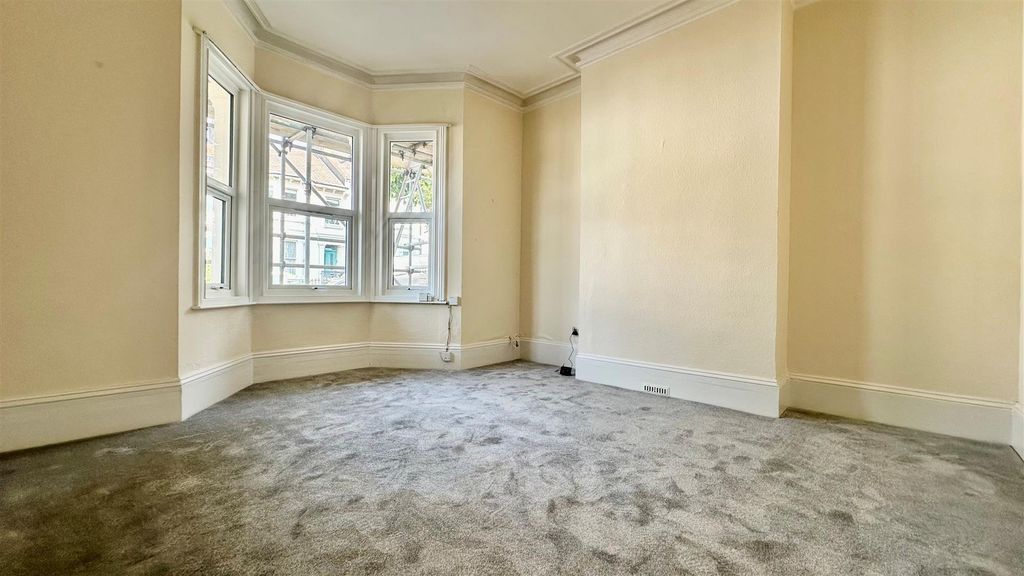 Property photo 2 of 11 9.Jpg