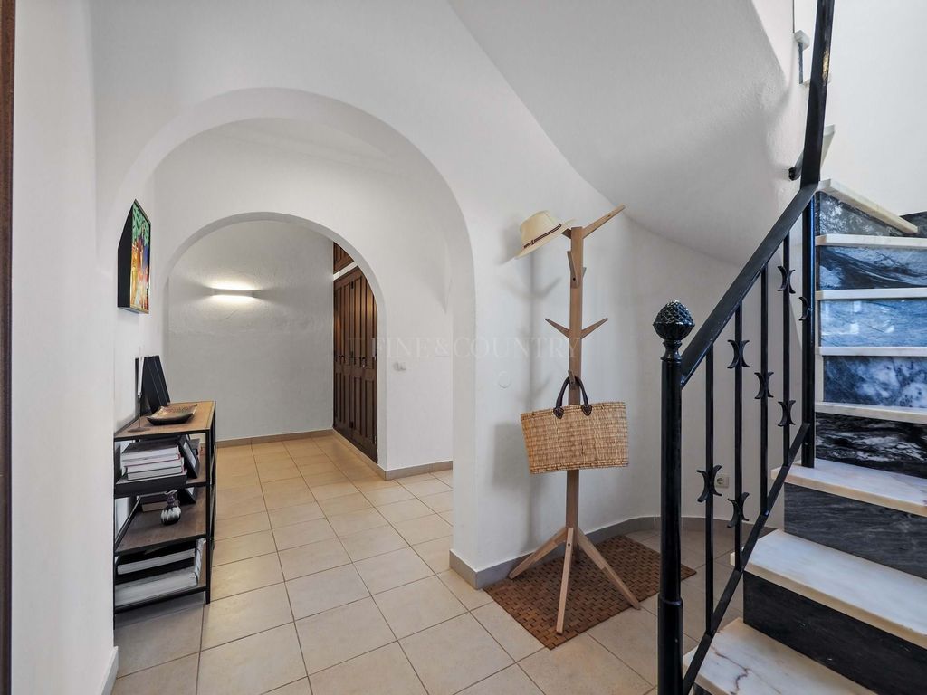 Property photo 3 of 30