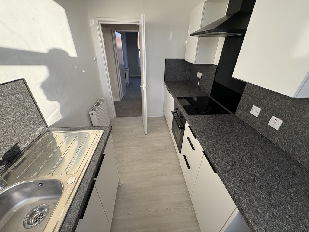 Property photo 3 of 9 Gallery