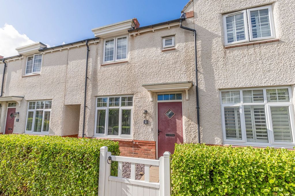 Property photo 1 of 24