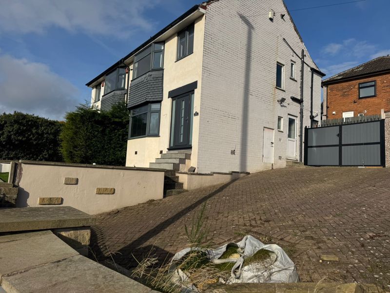 Property photo 3 of 15 Photo 2