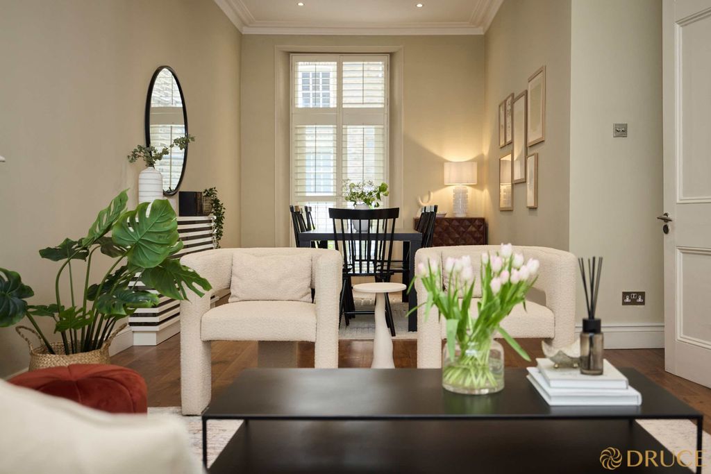 Property photo 2 of 17 A08Fw00000Jh8Wcaa1_1767795298373.Jpg