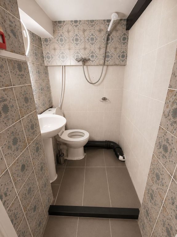 Property photo 3 of 24