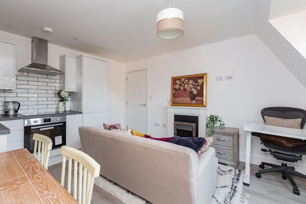 Property photo 3 of 8 Living Room