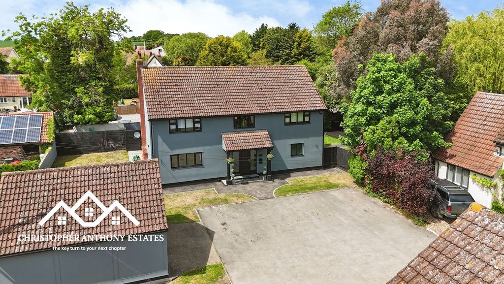 Property photo 1 of 30