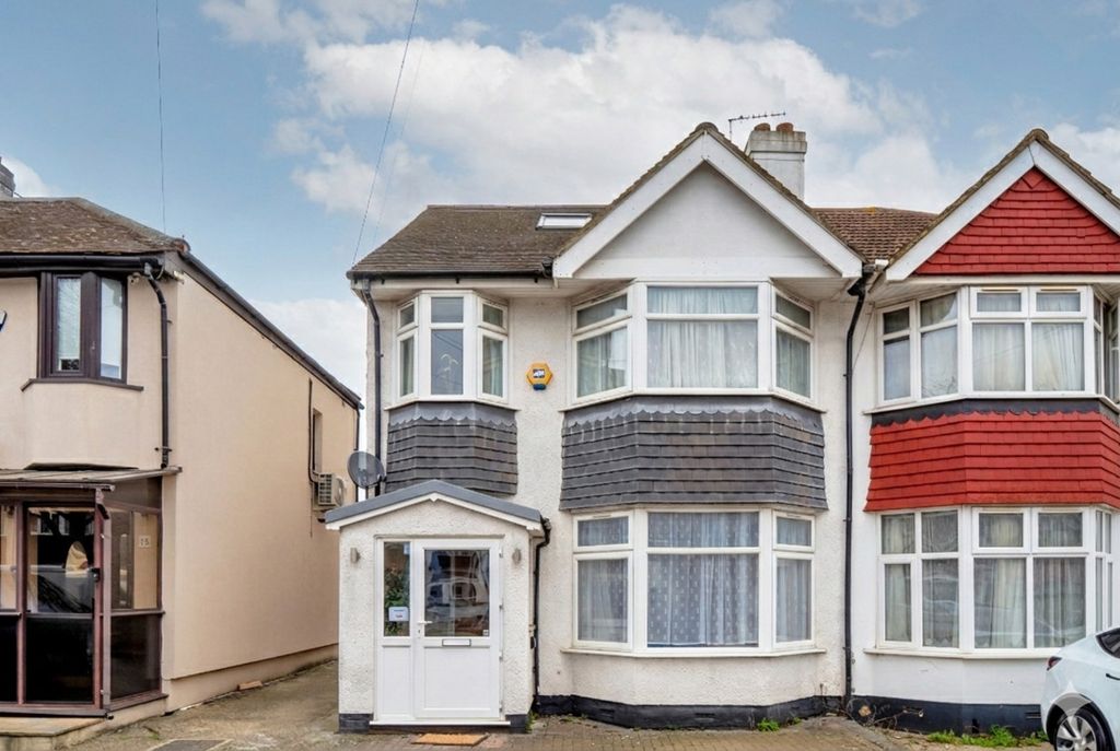 Property photo 2 of 26