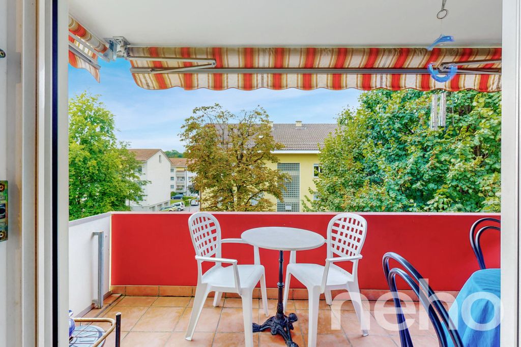 Property photo 2 of 12