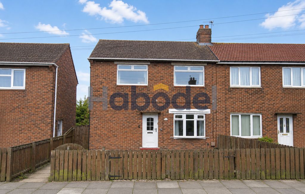 Property photo 1 of 3