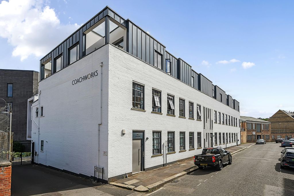 Property photo 2 of 8 6687077d6B3c01152010 1.Jpg