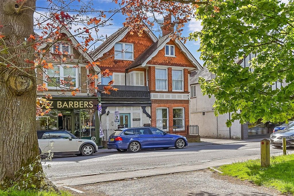 Property photo 2 of 8 Front Elevation