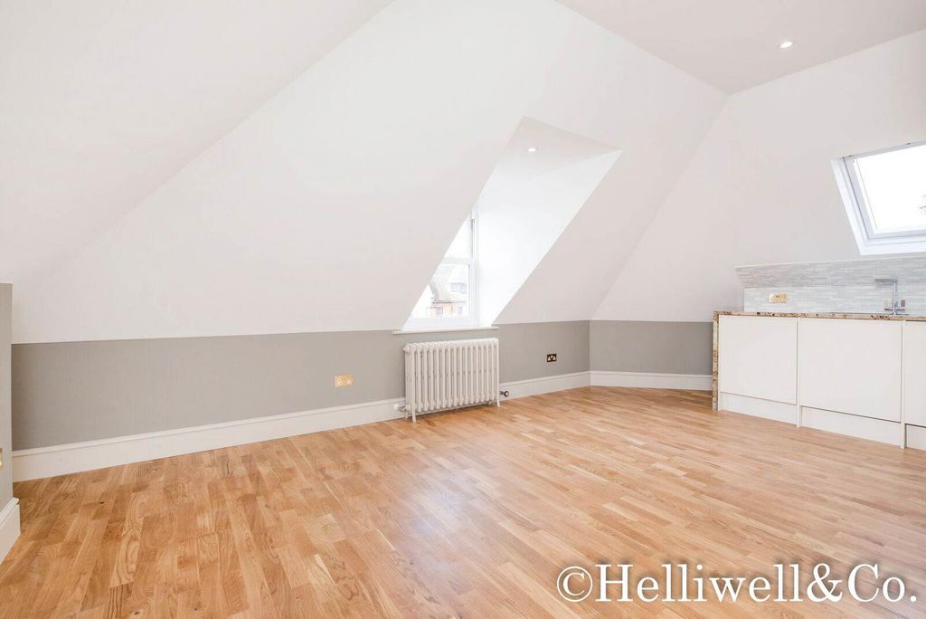 Property photo 3 of 7 Helliwell & Co.