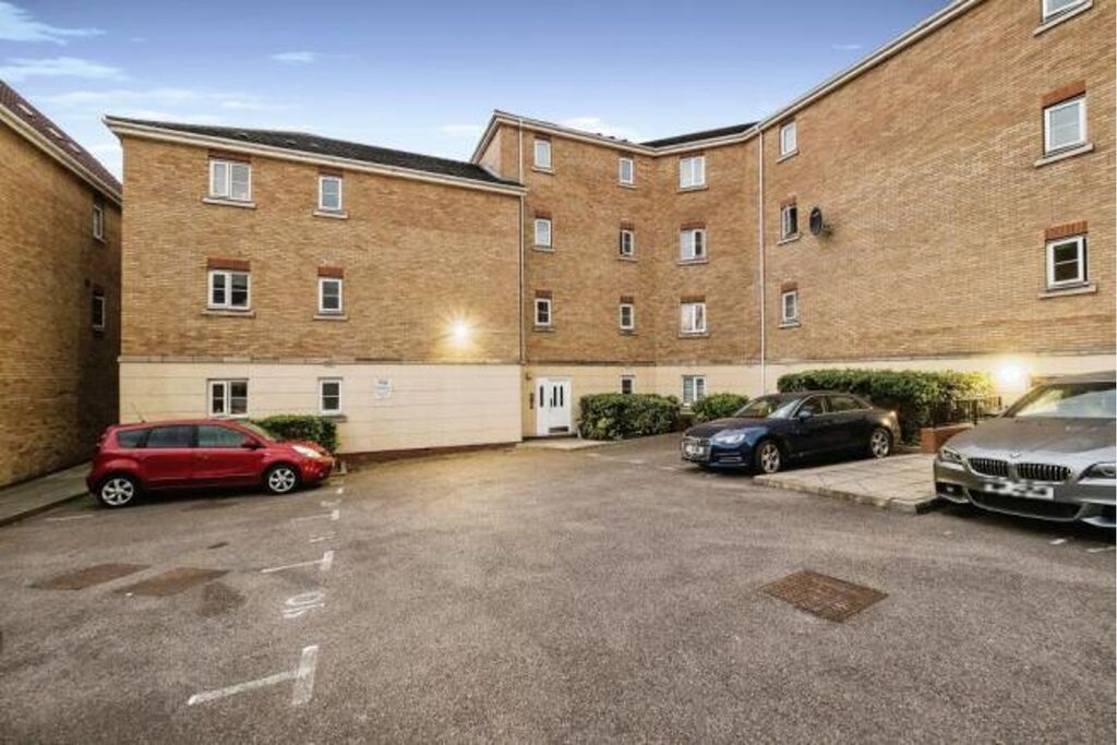 Property photo 2 of 15