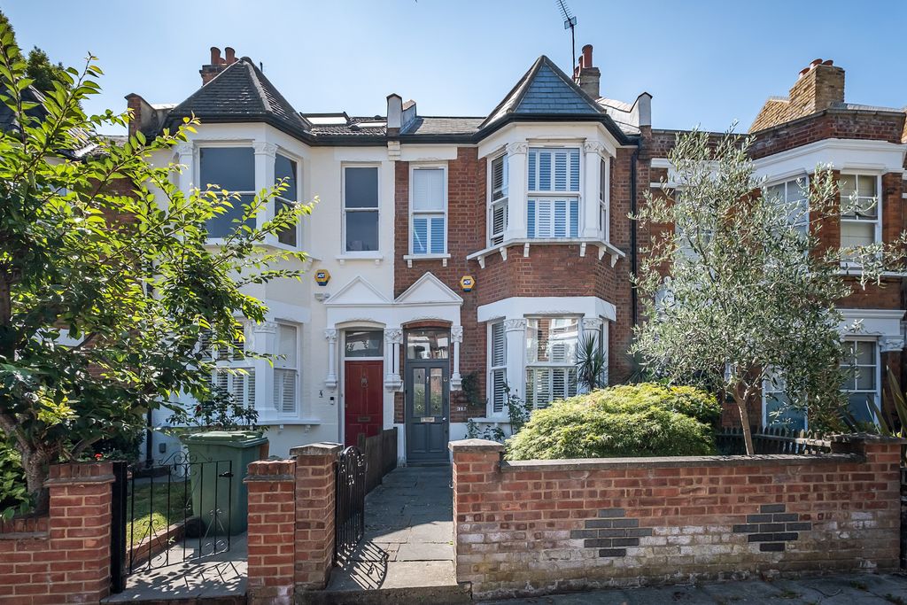 Property photo 1 of 16 2