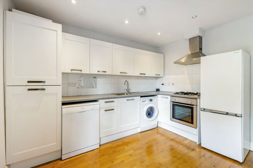 Property photo 2 of 4