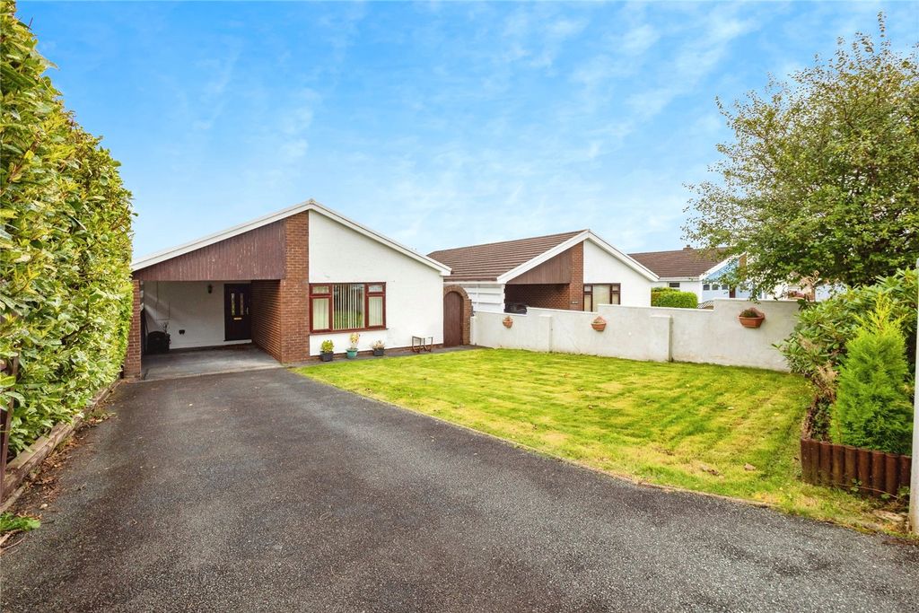 Property photo 1 of 19 Picture No. 15