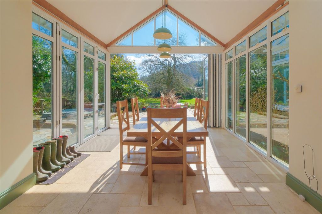 Property photo 2 of 40 Parry_Treseaton Roseland Menheniot Photos-36.Jpg