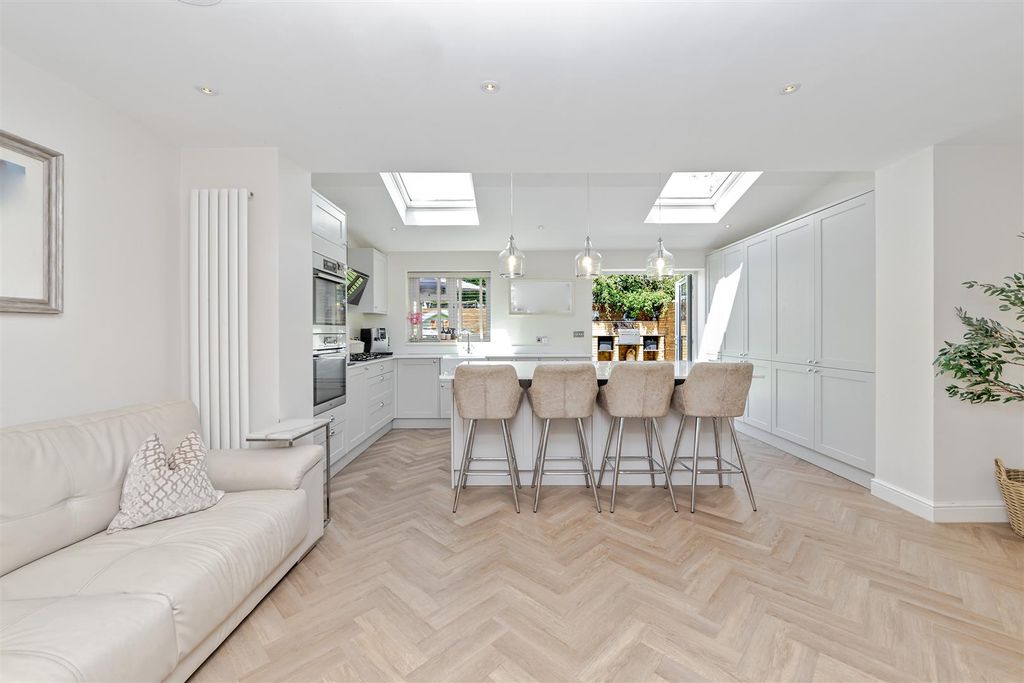 Property photo 2 of 30 65Semphillroad-15.Jpg