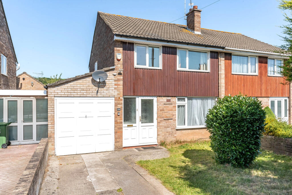 Property photo 1 of 15 01