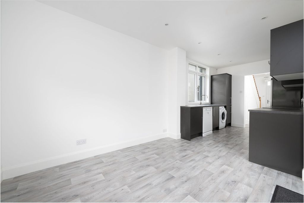 Additional image 6 of 4 bed semi-detached house for saleEldon Street, Greenock PA16