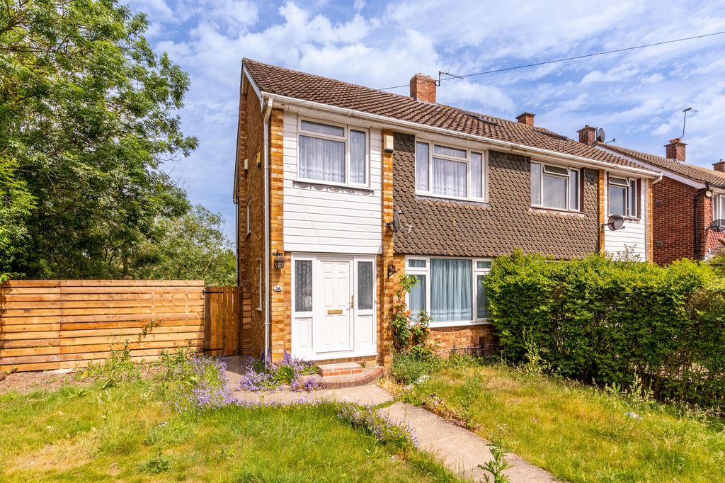 Property photo 1 of 12