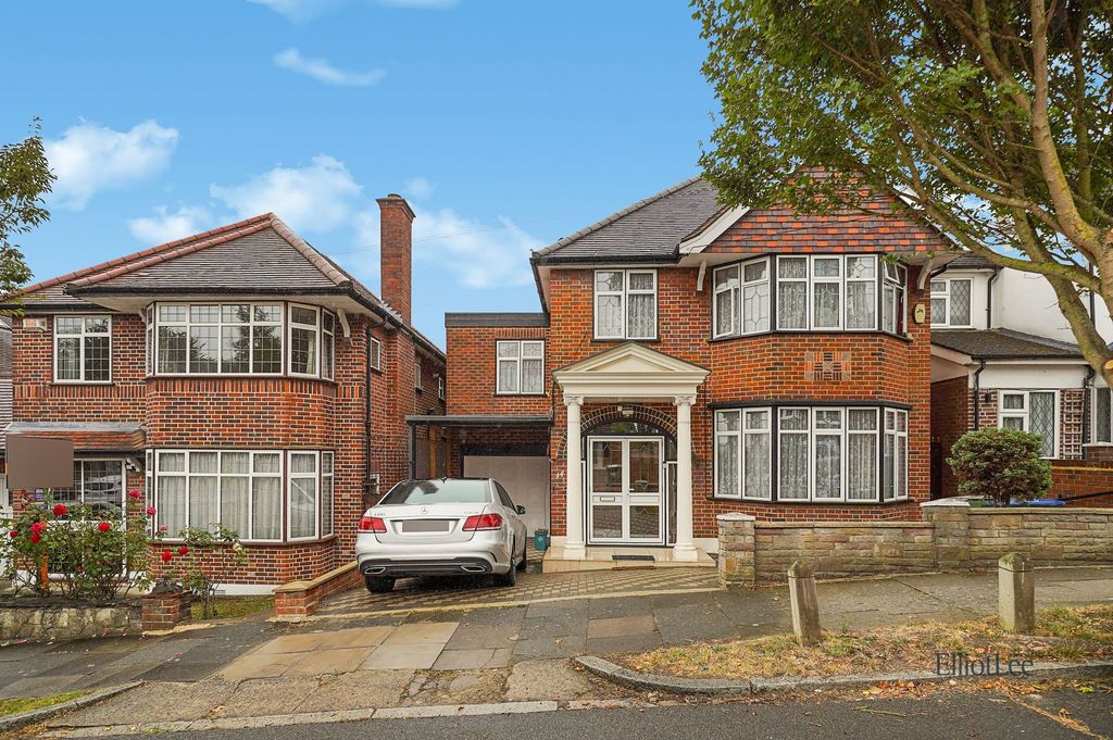 Property photo 1 of 16