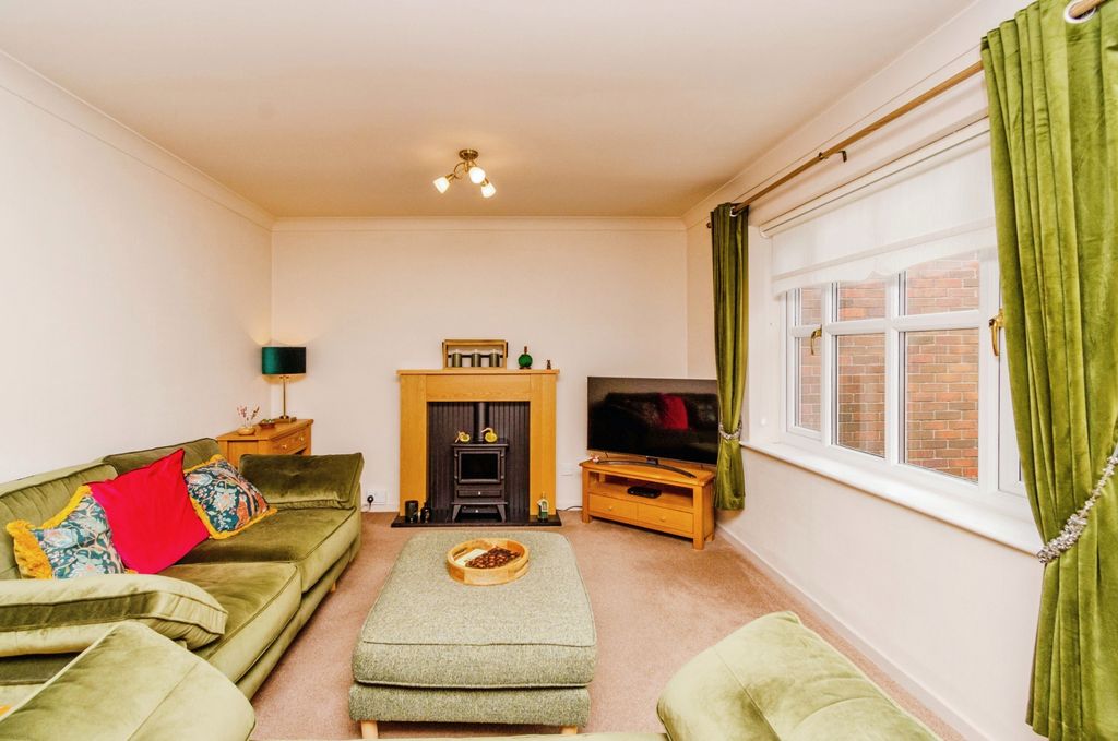 Property photo 3 of 17 Photography