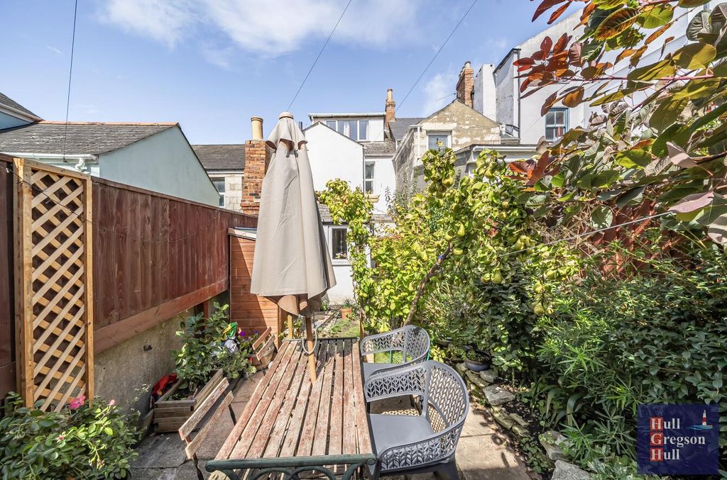 Property photo 2 of 22 2F7c8A55-6666-4Da0-949F-Ae39Dedd8Fb5.Jpg