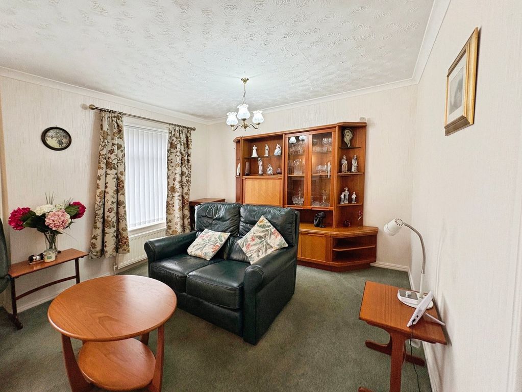 Property photo 3 of 17 Picture No. 19